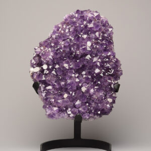 Outstanding amethyst druse